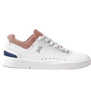 On Women’s Tennis Shoes - The Roger